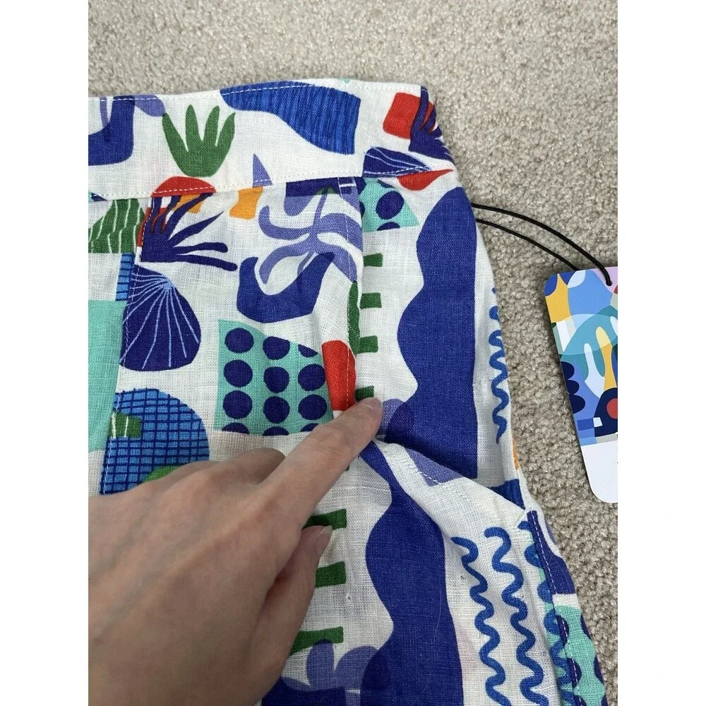 NWT Artonomo Creatives Womens M 100% Linen Shorts Art To Wear Colorful Geometric